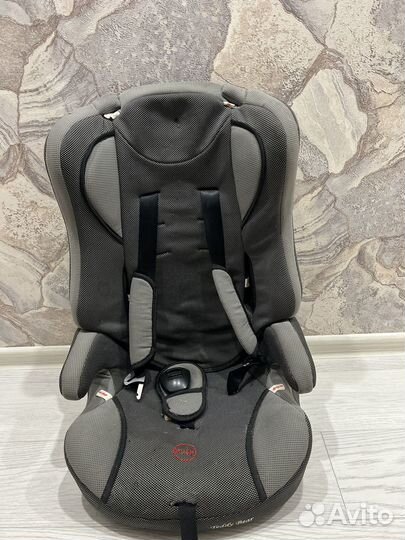 Детское автокресло