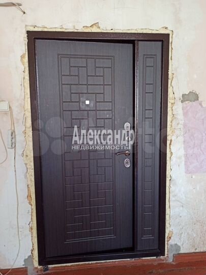 Комната 23 м² в 5-к., 3/5 эт.