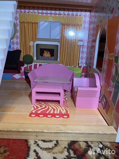 Домик кукольный