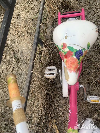 Детский велосипед четырехколесный