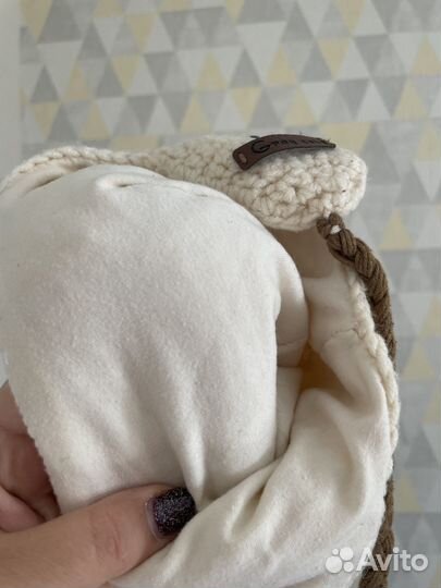 Шапочка демисезонная вязаная