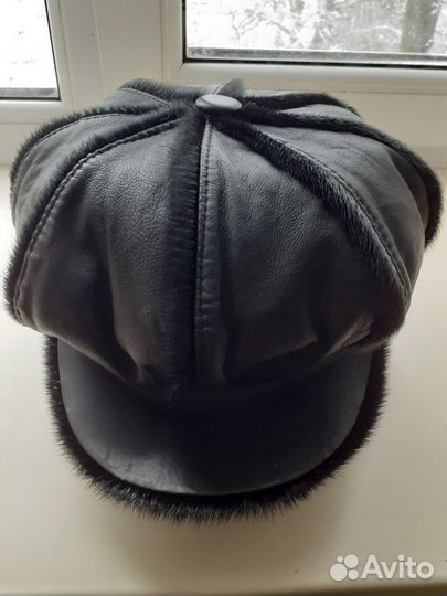 Кепка кожанная