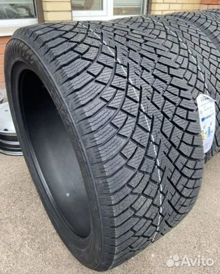 Nokian Tyres Hakkapeliitta R5 215/60 R16 99R