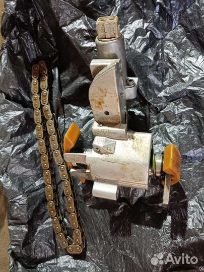 Натяжитель межвальной цепи ауди 1.8 ADR