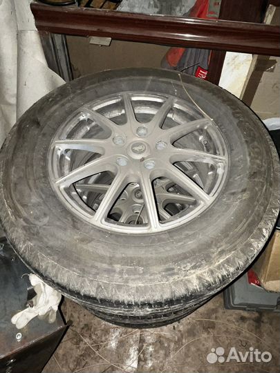 Bridgestone Ecopia EP850 225/70 R16