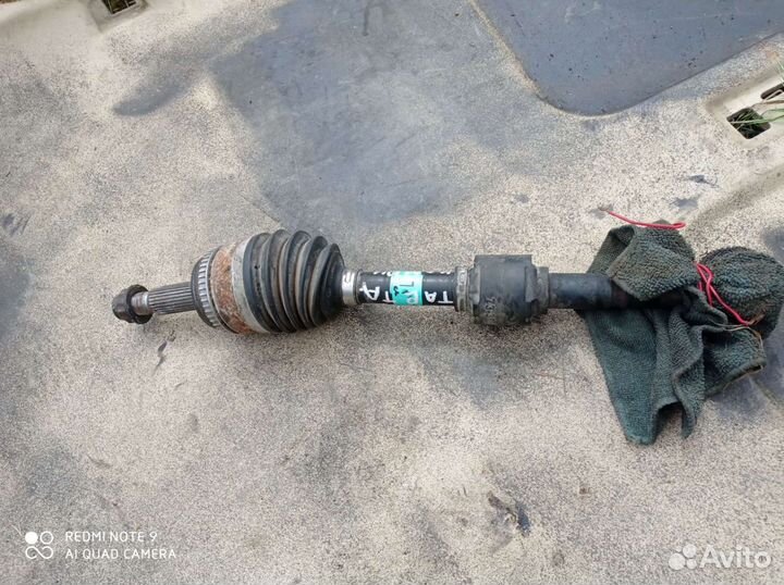 Полуось передняя Chevrolet Aveo (T250) левый