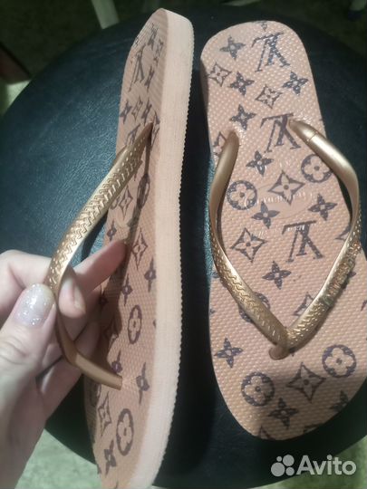 Шлепки женские
