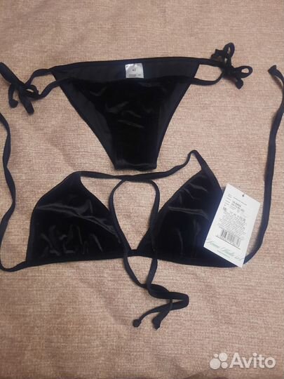 Бюстгальтер и купальник