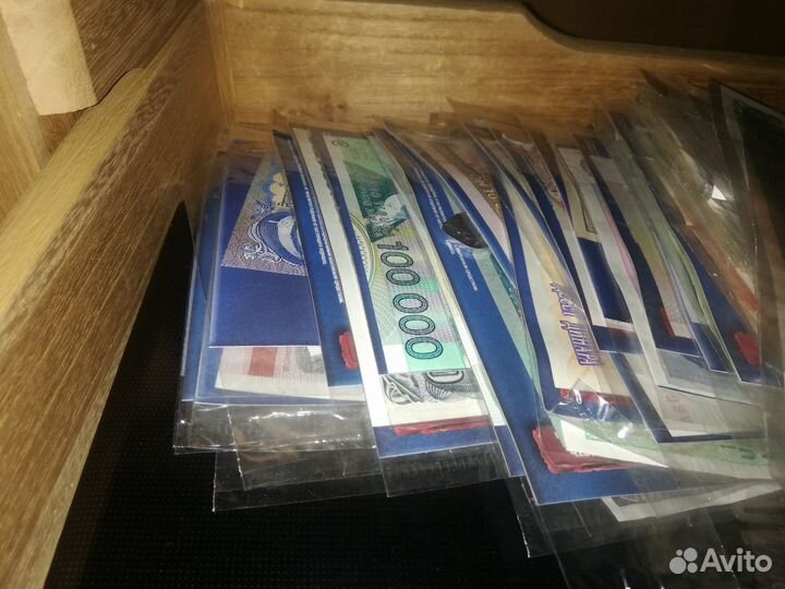 Монеты и банкноты