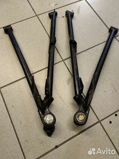 Рычаг передний нижний brp ski-doo mxz renegade 800