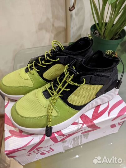 Кроссовки 37 размер
