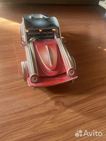 Игрушка детская машинка спортивная дерево