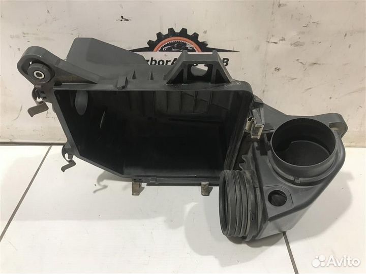 Корпус воздушного фильтра Honda Civic viii