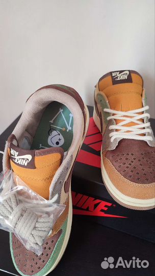 Кроссовки Nike