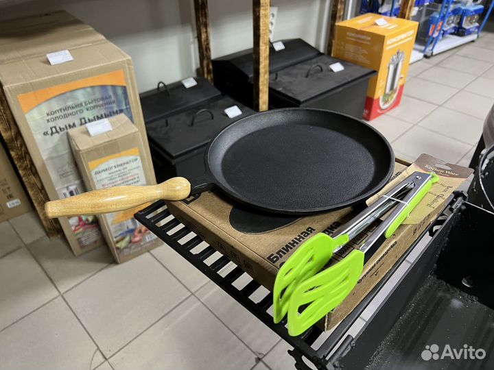 Чугунная сковорода комплект
