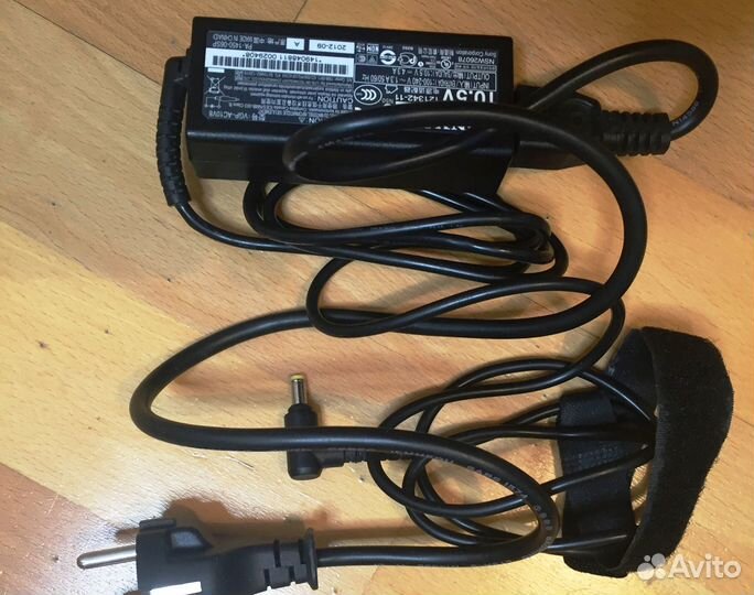 Блок питания Sony Vaio Duo 10.5V VGP-AC10V8