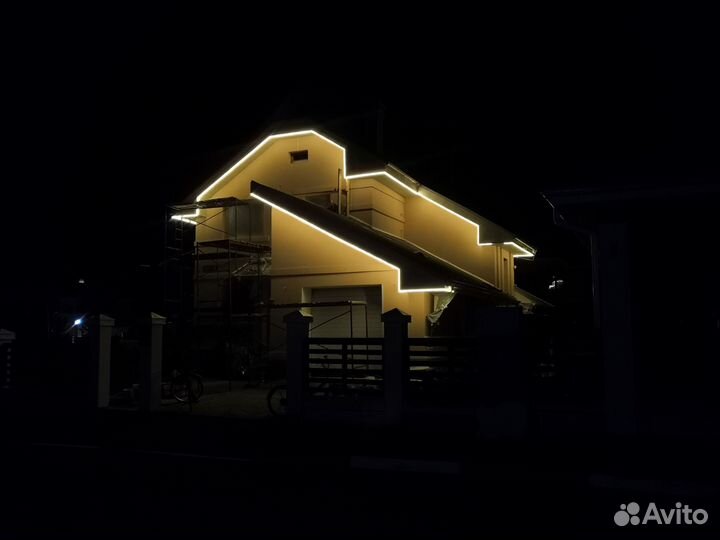 Украшения домов, подсветка зданий