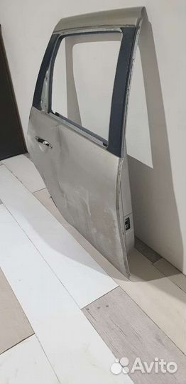 Дверь renault duster 2017