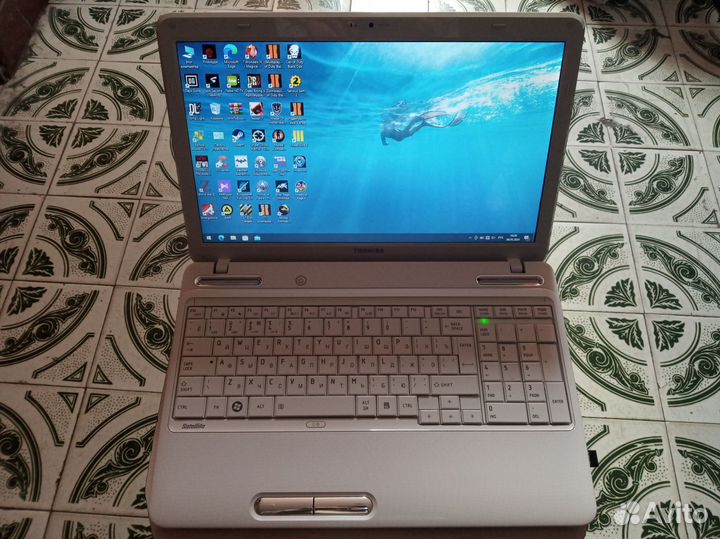 Игровой Ноутбук 30 Классный игры в комплекте