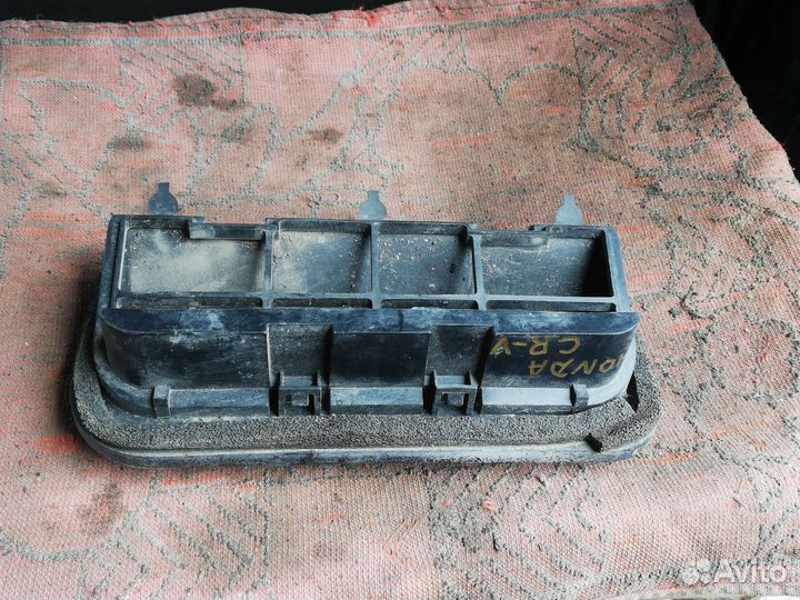 Решётка вентиляционная боковая Хонда CR-V 1