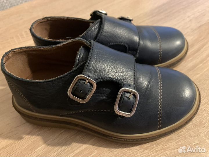 Кожаные туфли zara
