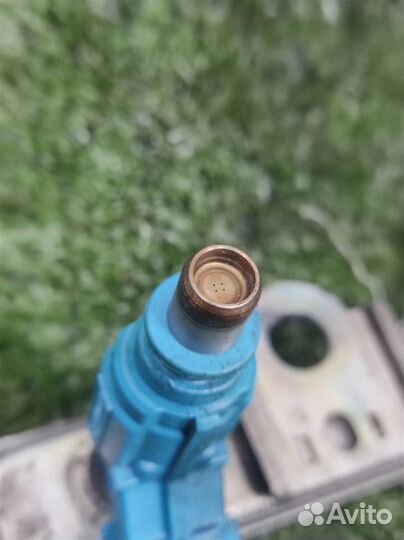 Форсунки комплект (4 шт) Toyota Corolla Verso R1