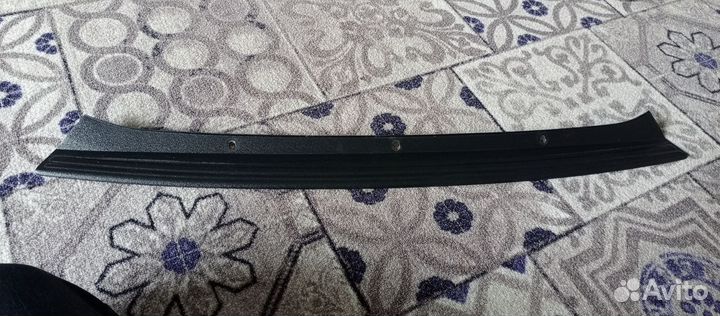 Спойлер на LADA vesta