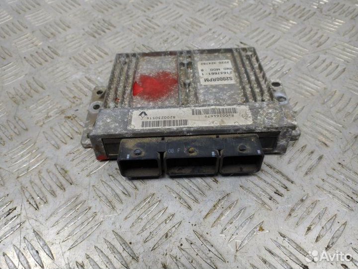Блок управления двигателем Renault Laguna 2