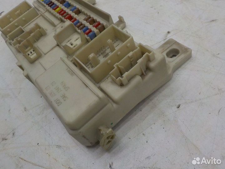 Блок предохранителей (салон) Volvo S40 2004