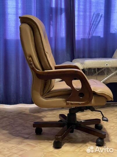 Компьютерное кресло