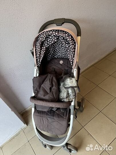 Прогулочная коляска