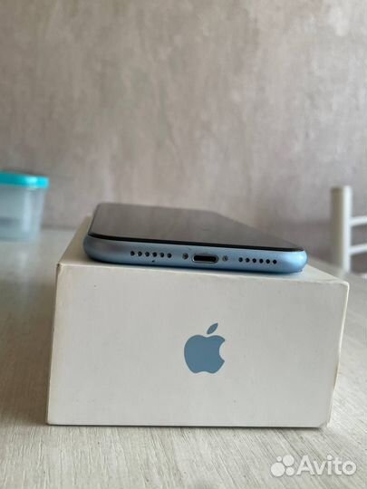 iPhone Xr, 128 ГБ