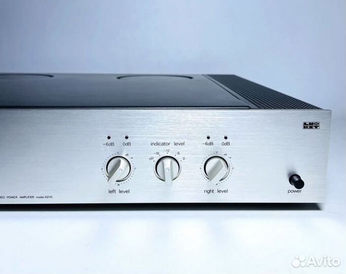 Luxman A2110 усилитель мощности