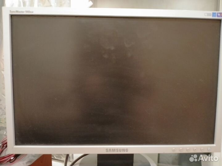 Монитор Samsung SyncMaster 940NW