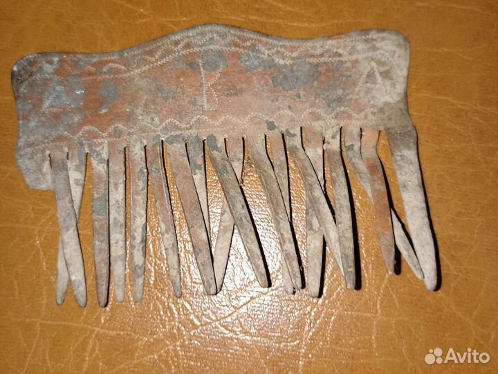 Старинный гребешок