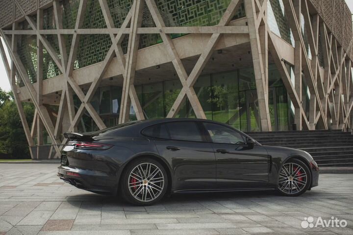 Аренда Porsсhe Panamera GTS