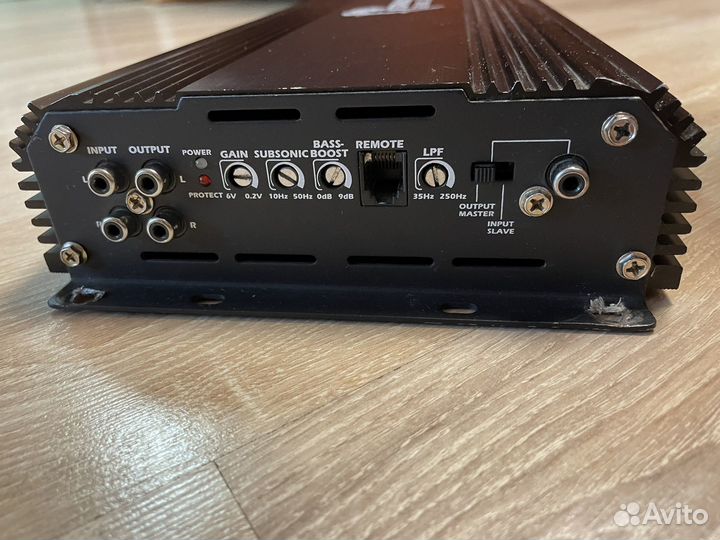 Устлитель (моноблок) Kicx tornado 2500.1