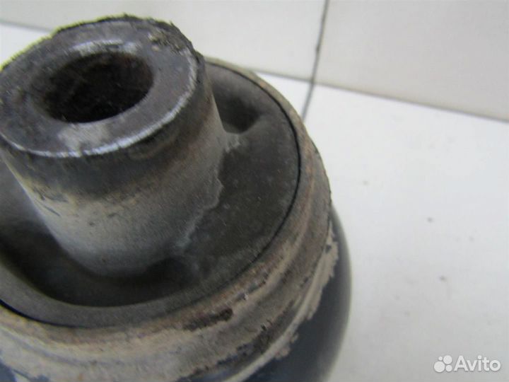 Рычаг передний правый Ford Escape 2001-2006