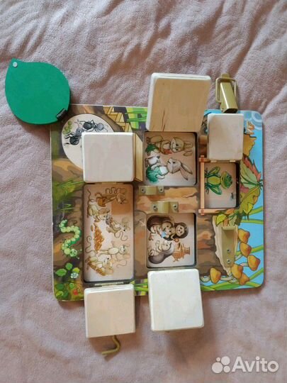 Развивающие игрушки для детей (пирамидки, бизиборд