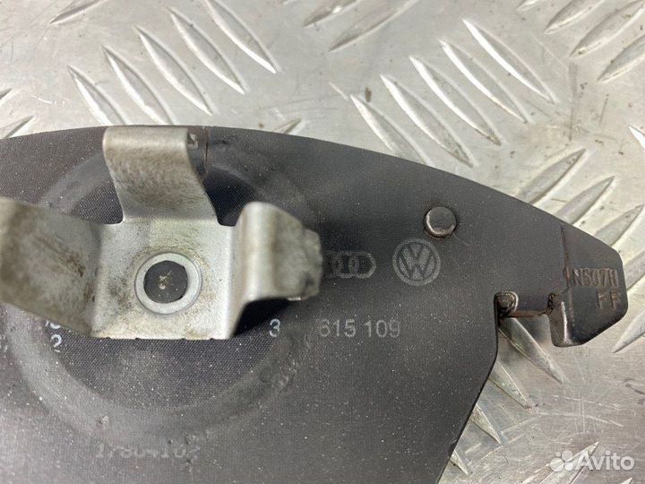 Колодки тормозные передние Volkswagen Golf MK6