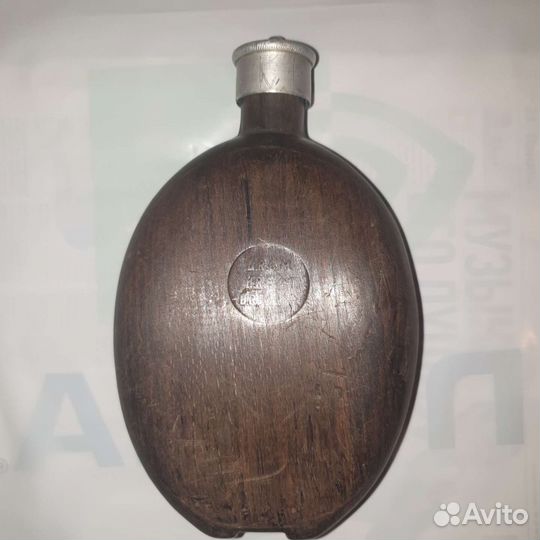 Фляга немецкая кокос1941года есть буквы и цифры 15