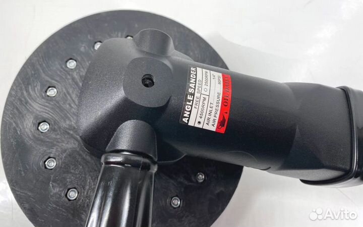 Щеточно-шлифовальная машинка по дереву