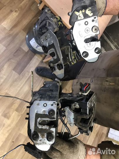 Замок двери П.П. З.П. З.Л. Киа Спектра