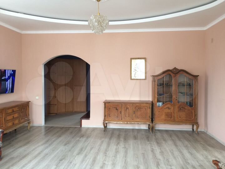 Дом 360 м² на участке 14 сот.