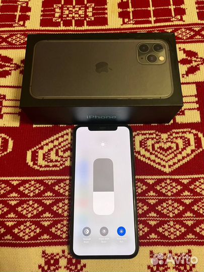 iPhone 11 Pro, 64 ГБ