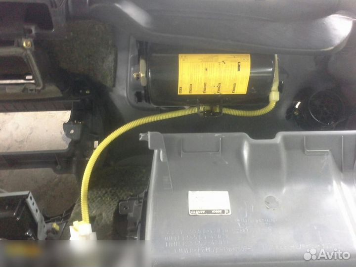 Торпедо Toyota RAV 4 2000-2005