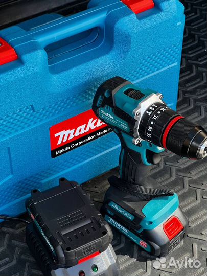 Шуруповерт бесщеточный Makita 58V