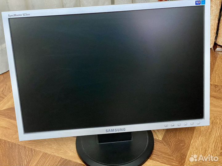 Монитор Samsung syncmaster 923 nw