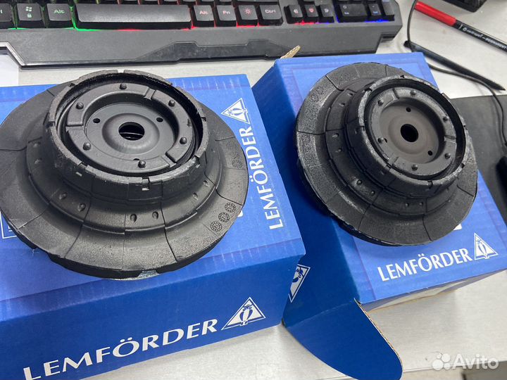 Опора переднего амортизатора vw T5