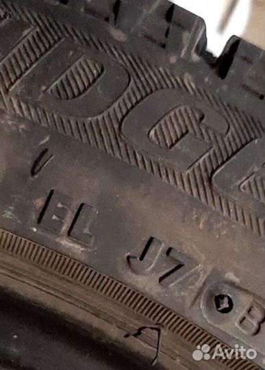 Bridgestone Blizzak VRX 225/45 R18 91S